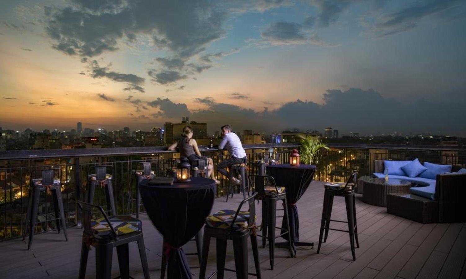 Acoustic Premium Hotel & Spa Ханой Екстериор снимка