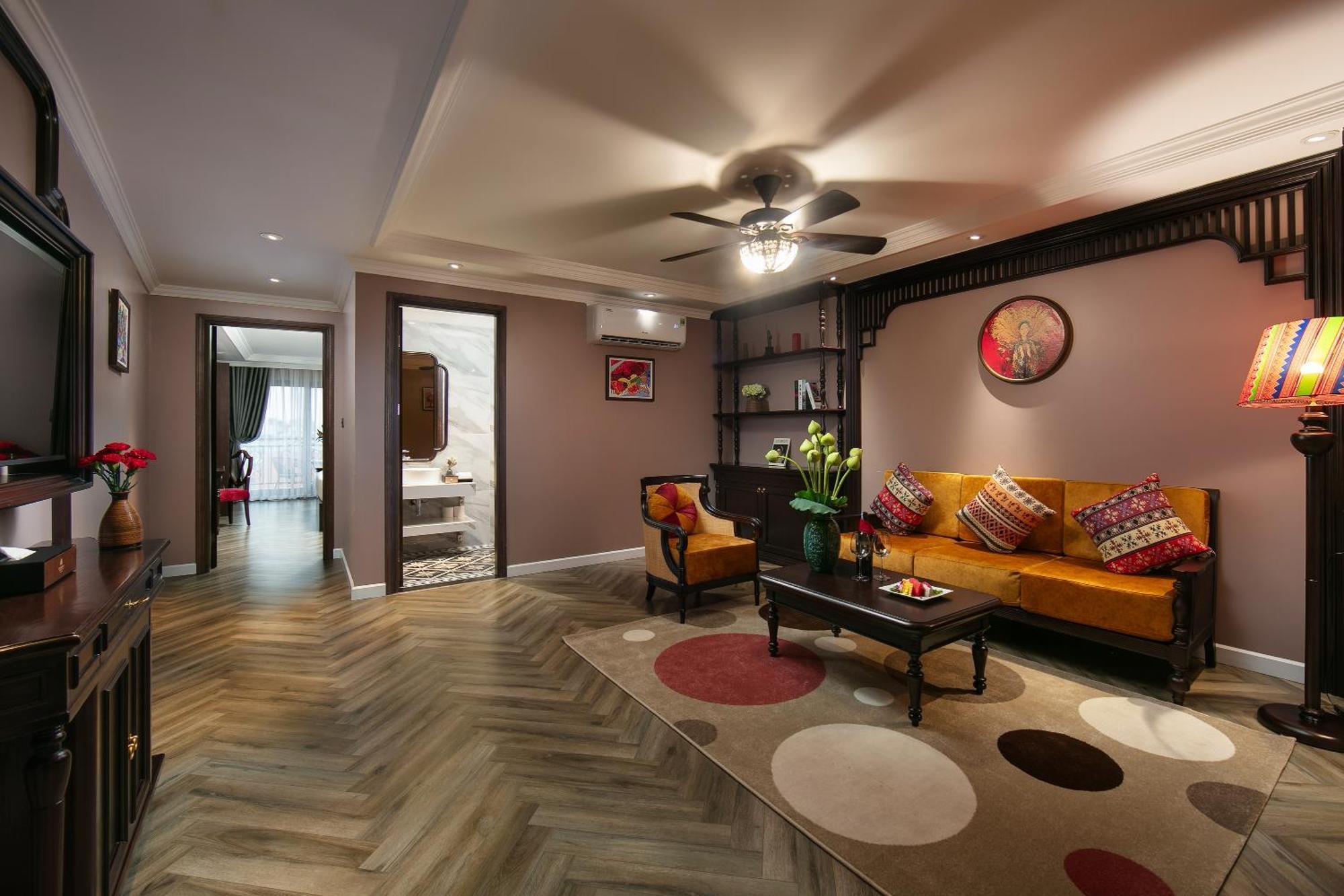 Acoustic Premium Hotel & Spa Ханой Екстериор снимка